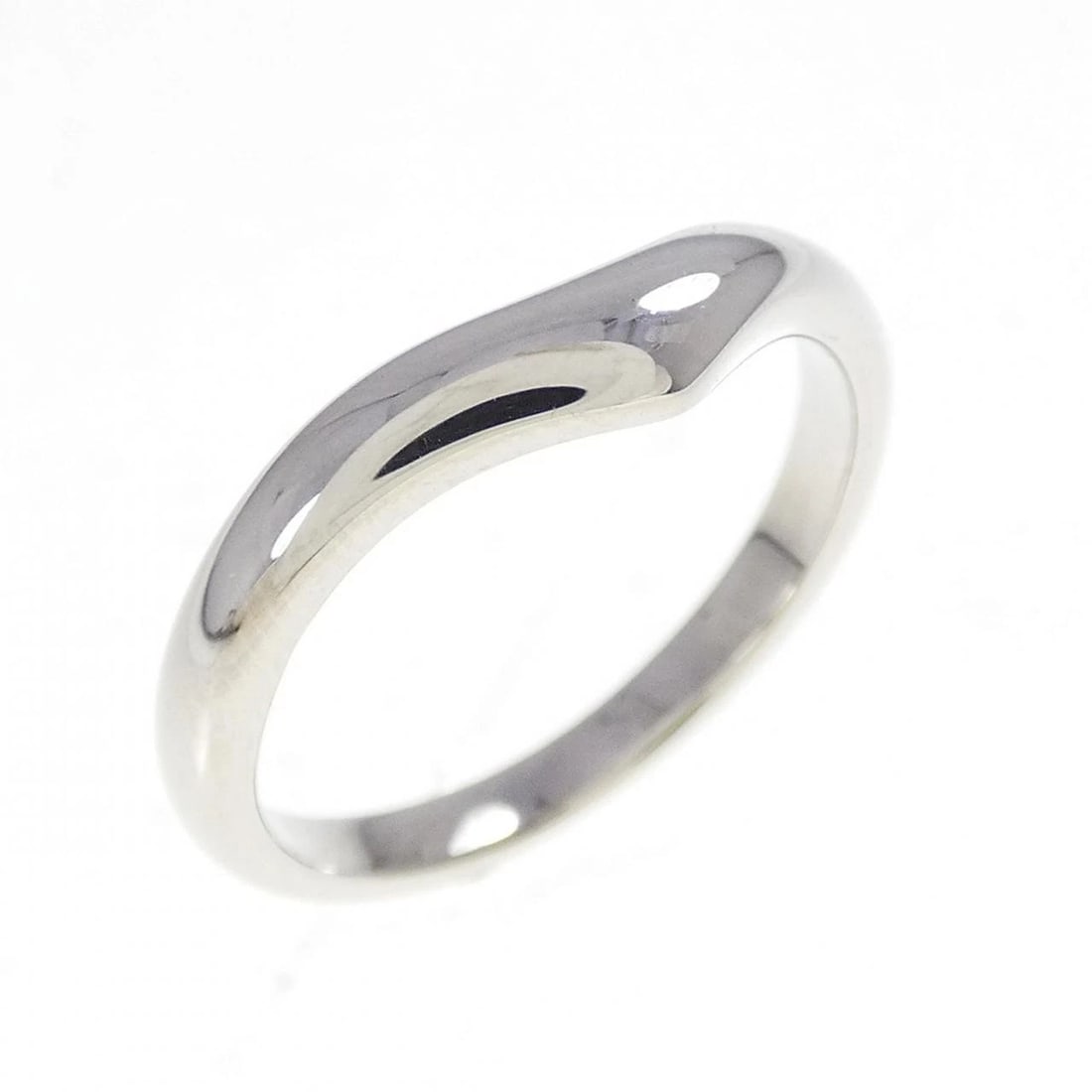 MIKIMOTO WEDDING RING: Mikimoto wedding ring Brand: MIKIMOTO Type/Style: Mikimoto Ring Material: Platinum950, Color: silver Size: US4 Accessories: None Accessories Notice: When purchasing pre-owned goods, please refer to