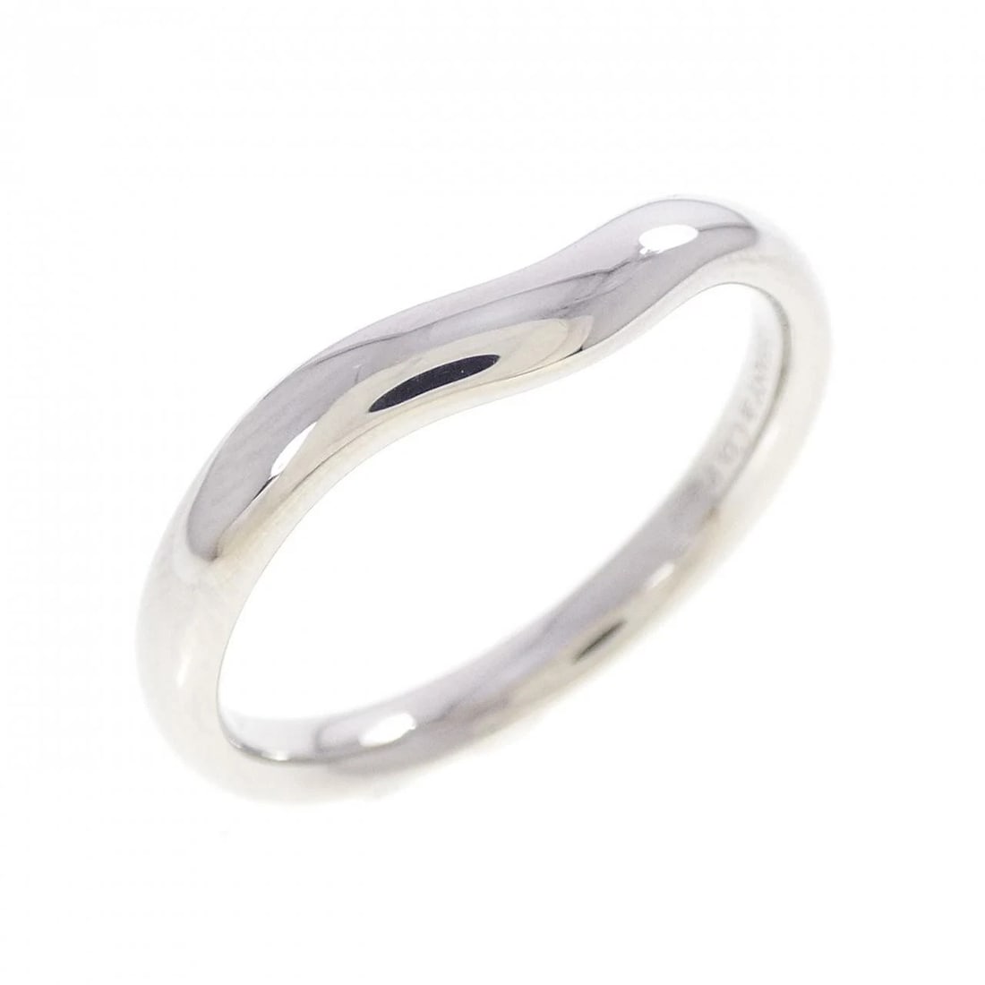 TIFFANY&CO. CURVED RING: TIFFANY&Co. Curved Ring Brand: TIFFANY&Co. Type/Style: TIFFANY & Co. Ring Material: Platinum950, Color: silver Size: US8 1/2 Accessories: None Accessories Notice: When purchasing pre-owned