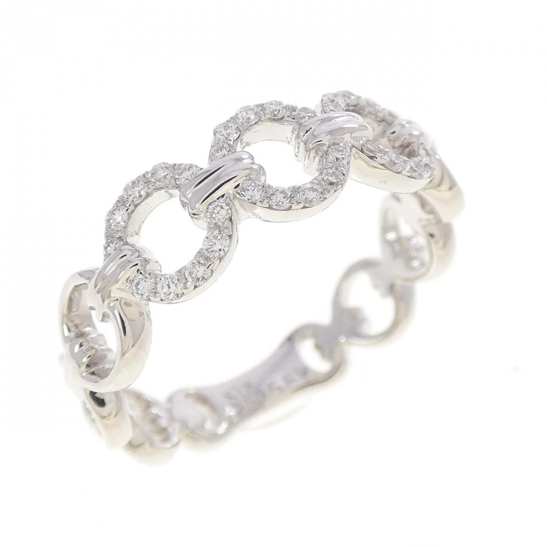 PONTE VECCHIO DIAMOND RING: Ponte Vecchio Diamond Ring Brand: Ponte Vecchio Type/Style: Ponte Vecchio Ring Material: K18 white gold, Main Stone Natural Color: White Gold Size: US5 1/4 Accessories: None Accessories Notice: When