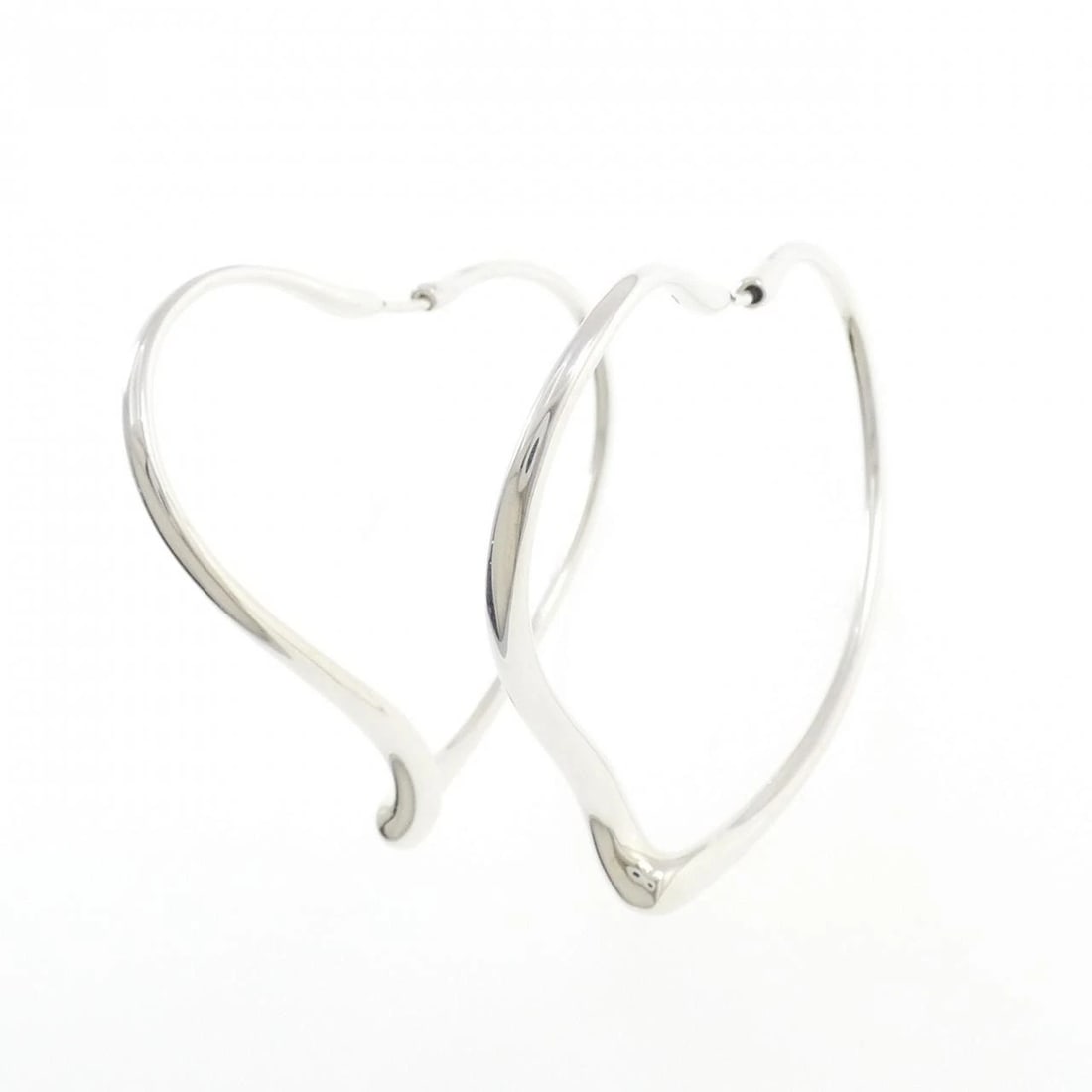 TIFFANY & CO. OPEN HEART HOOP EARRINGS: TIFFANY & Co. Open Heart Hoop Earrings Brand: TIFFANY&Co. Type/Style: TIFFANY&Co. Pierce/Earring Material: 925Silver, Color: Silver Size: Actual Size Approximate dimensions (height x width): 39.8mm x