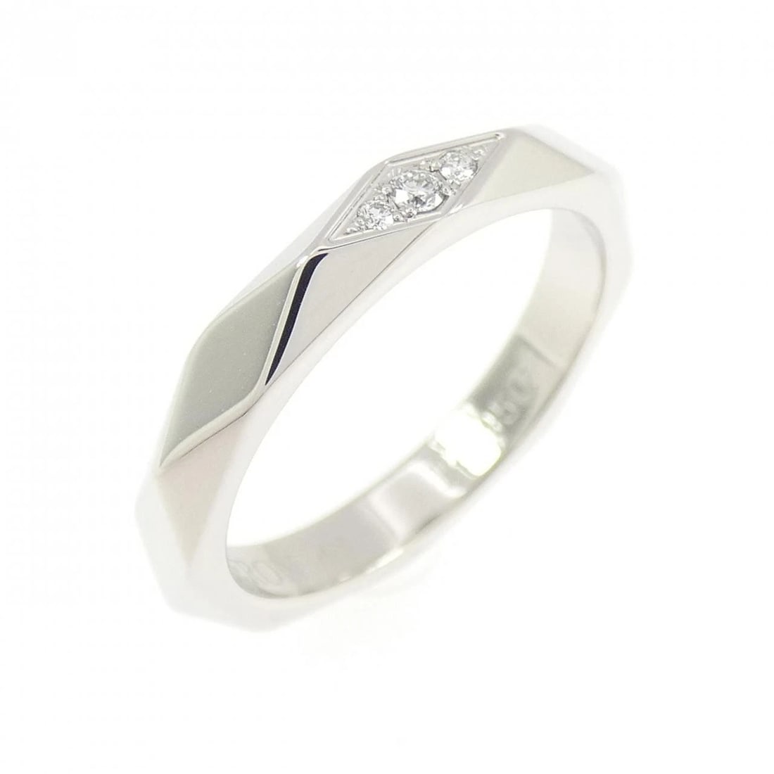 BOUCHERON FACETED RING: Boucheron Faceted Ring Brand: Boucheron Type/Style: Boucheron Ring Material: Platinum950, Main Stone Natural Color: Silver Size: US4(47) Accessories: None Accessories Notice: When purchasing