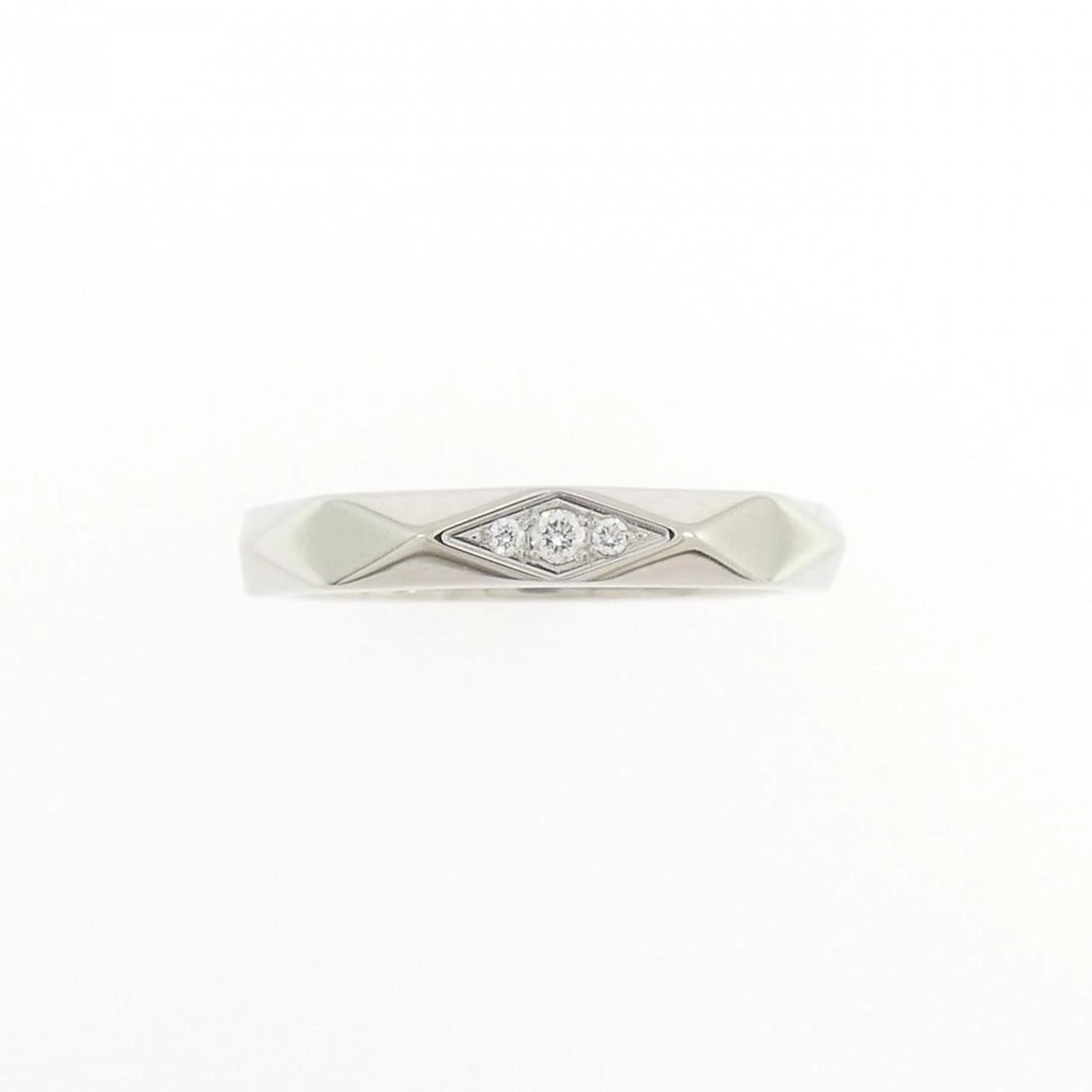 BOUCHERON FACETED RING - 2