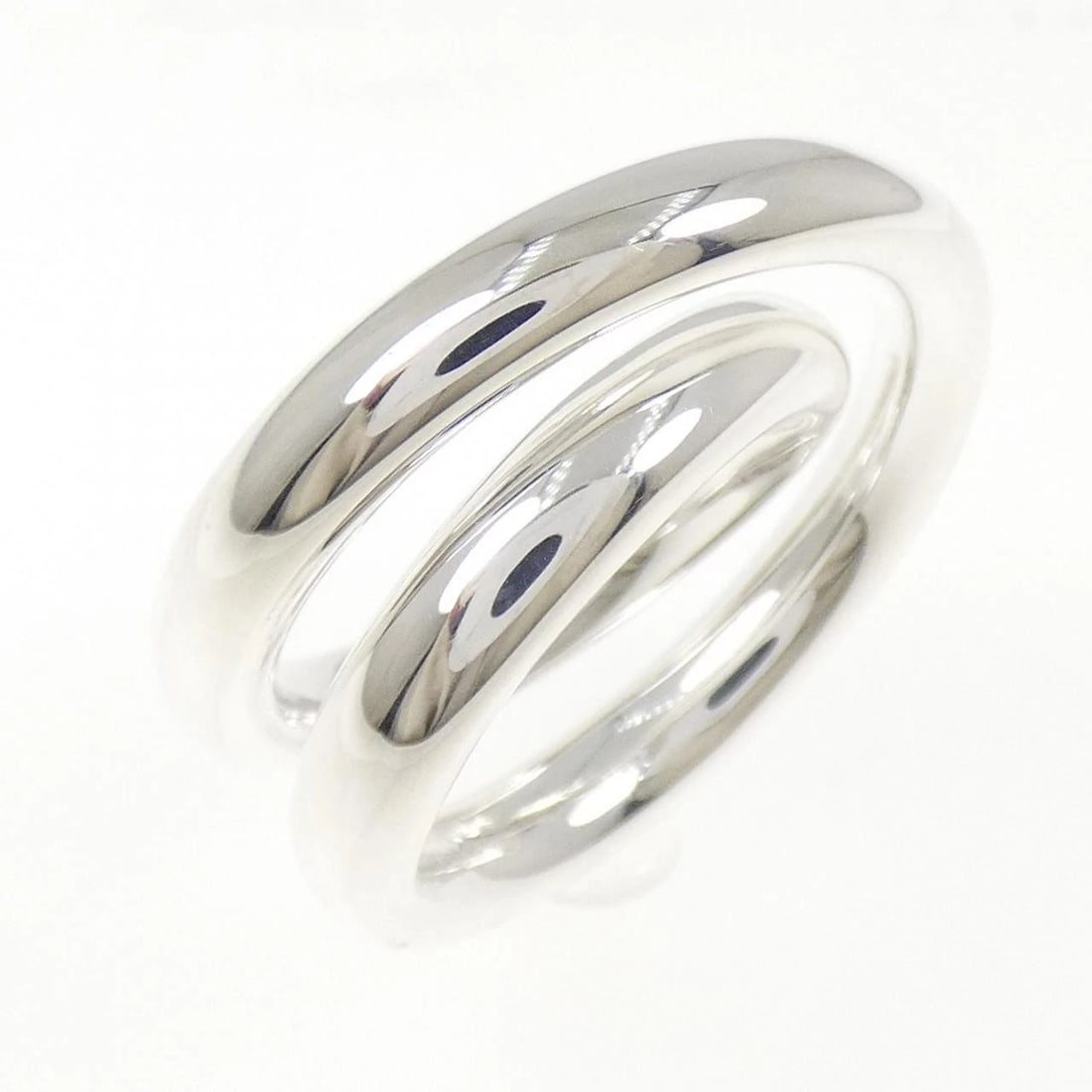 HERMES VERTIGE RING: Hermes Vertige Ring Brand: HERMES Type/Style: Hermes Ring Material: 925Silver, Color: Silver Size: US5 1/4(50) Accessories: None Accessories Notice: When purchasing pre-owned goods, please refer to