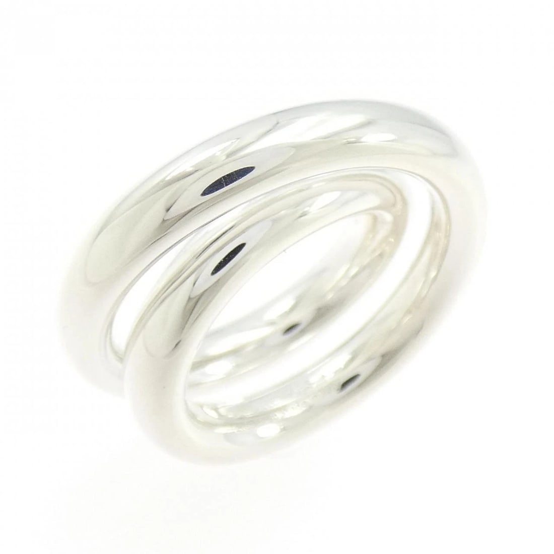 HERMES VERTIGE RING: Hermes Vertige Ring Brand: HERMES Type/Style: Hermes Ring Material: 925Silver, Color: Silver Size: US4 1/4(48) Accessories: None Accessories Notice: When purchasing pre-owned goods, please refer to
