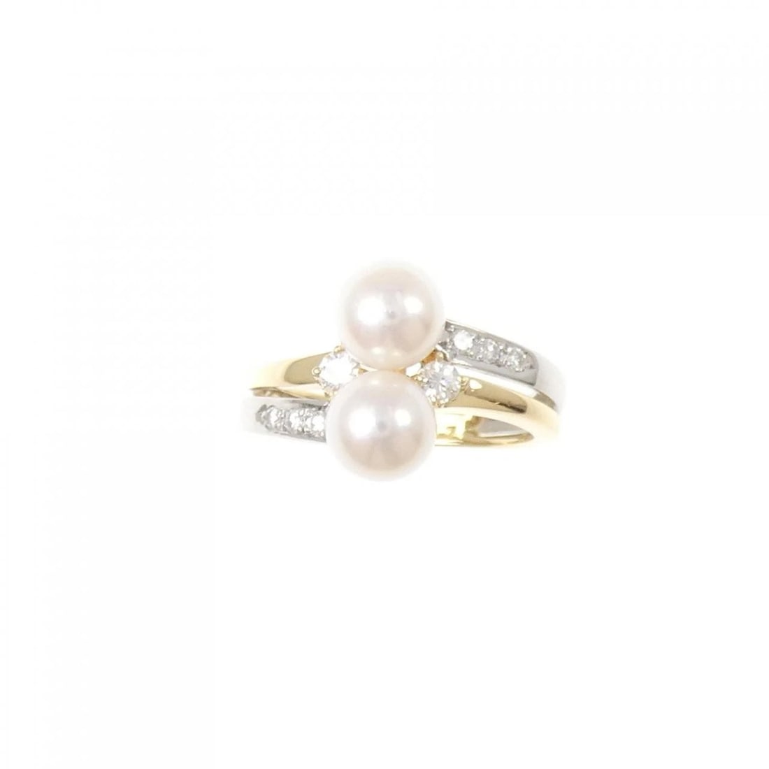 TASAKI AKOYA PEARL RING: Tasaki Akoya Pearl Ring Brand: TASAKI Type/Style: Tasaki Ring Material: 18k yellow gold / Platinum 900, Main Stone Akoya Pearl Color: YG,Silver Size: US5 1/4 Accessories: None Accessories Notice: