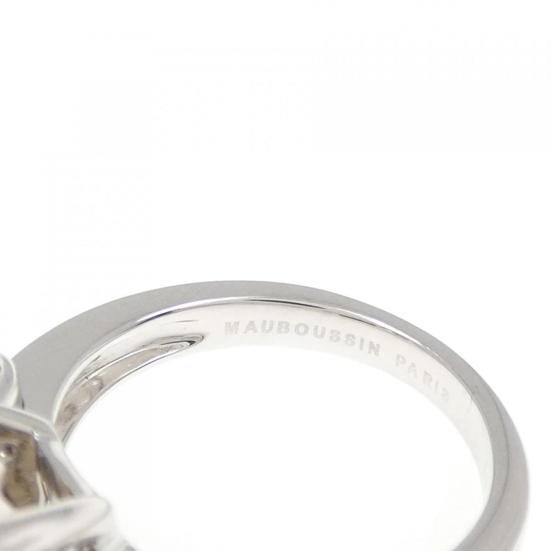 MAUBOUSSIN COLORED STONE RING - 4