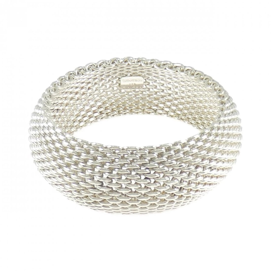 TIFFANY & CO. 925 BANGLE: TIFFANY & Co. 925 Bangle Brand: TIFFANY&Co. Type/Style: TIFFANY & Co. Bracelet Material: 925Silver, Color: SILVER Size: Length19cm Actual Size Max width approx: 25.8mm Accessories: None Accessories