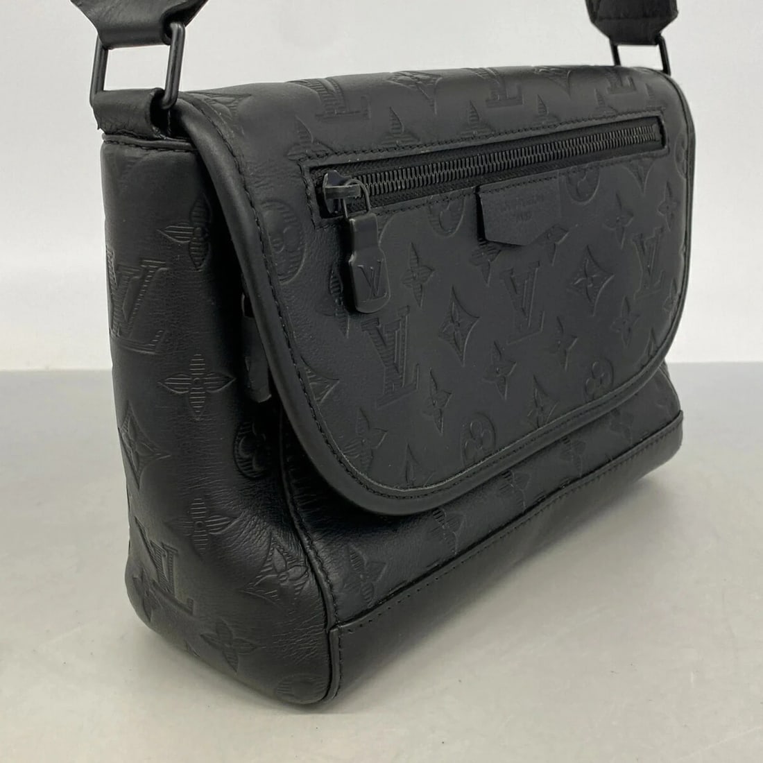 LOUIS VUITTON MONOGRAM SHADOW PULSE SHOULDER BAG - 2