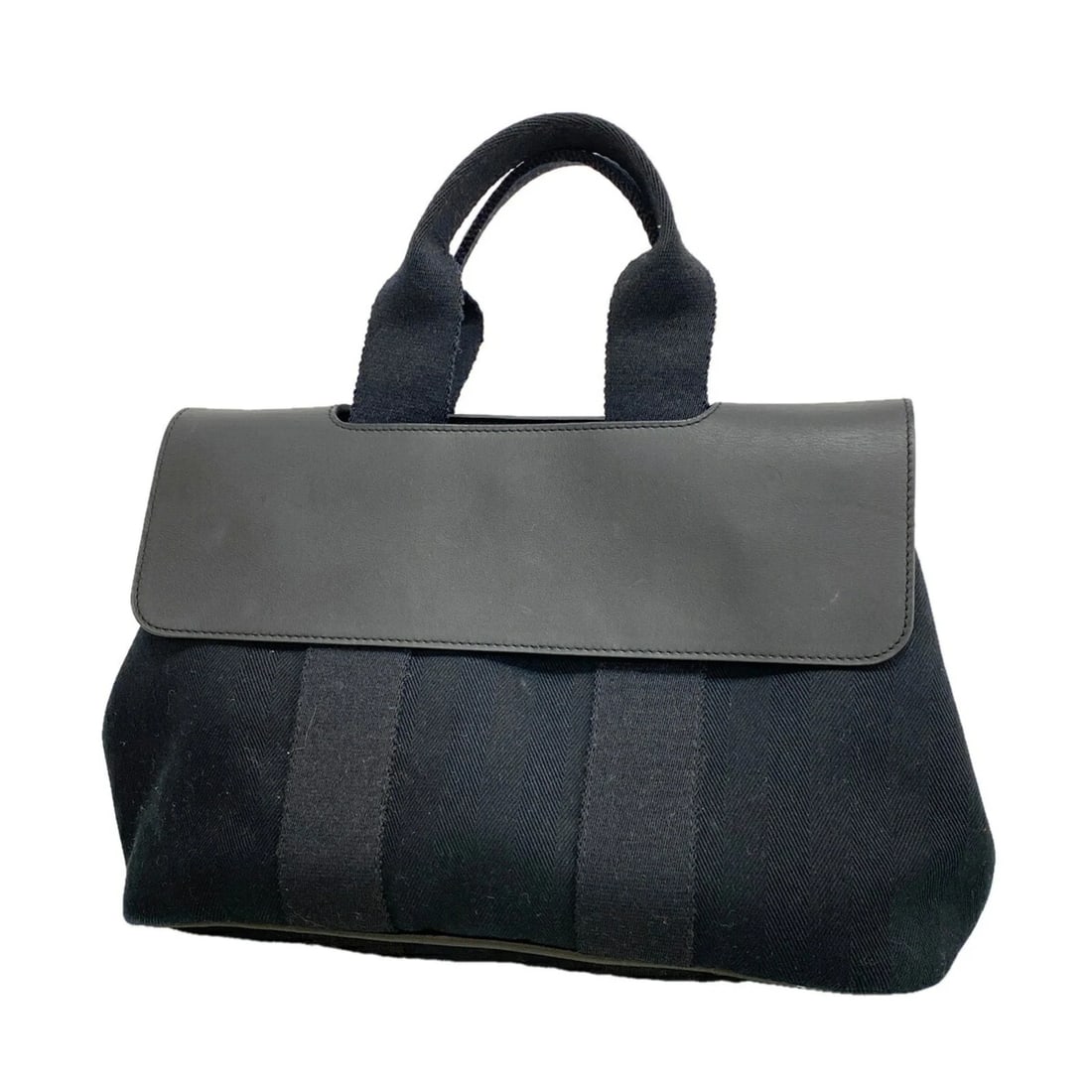 HERMES VALPARAISO PM HANDBAG, TOILE CHEVRON, BLACK: Hermes Valparaiso PM Handbag, Toile Chevron, Black Brand: Hermes Type/Style: Handbag Material: Toile chevron Color: Black Size: (HxWxD) 21.5cm x 30.5cm x 15cm / 8.46inch x 12inch x 5.9inch