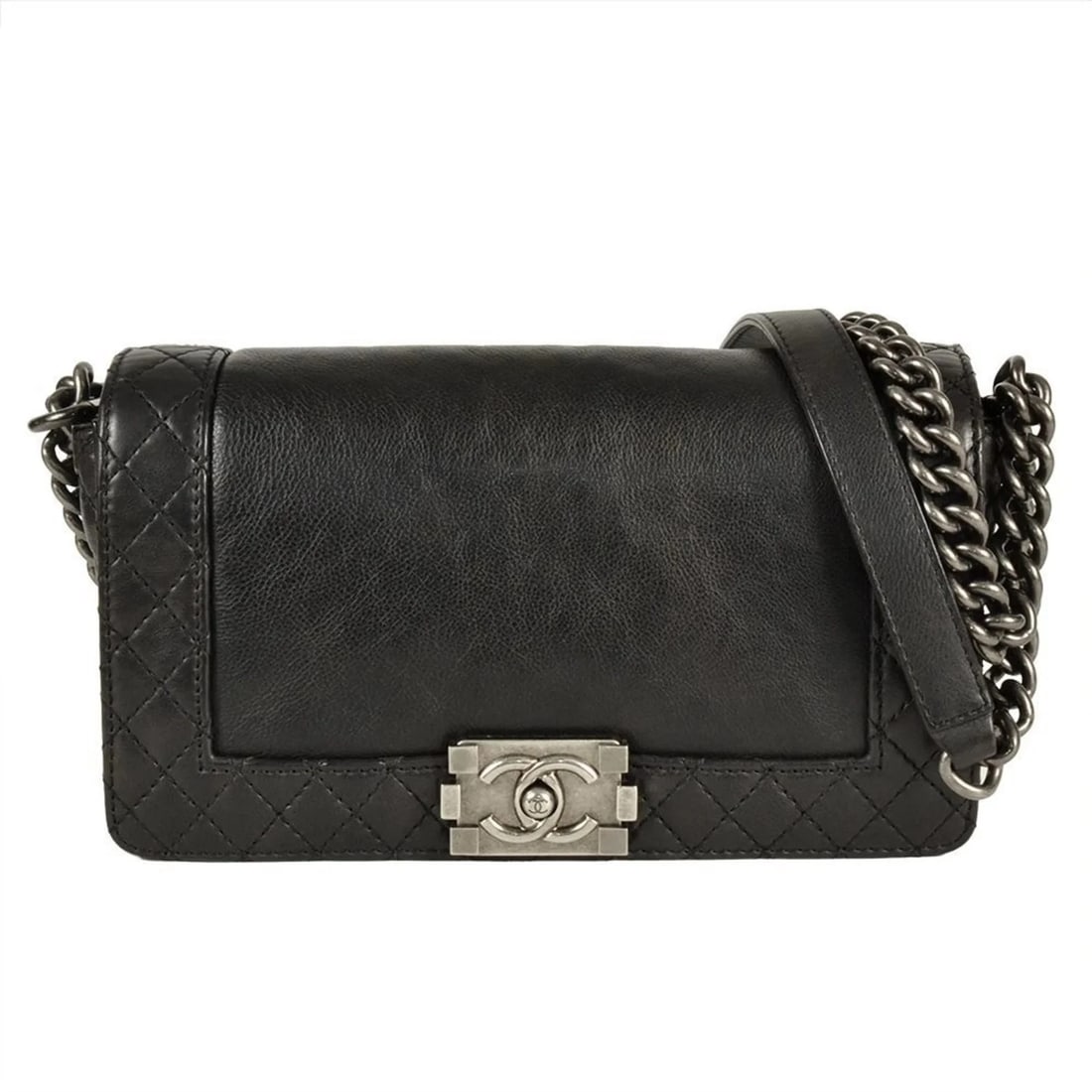 CHANEL BOY CHANEL SHOULDER BAG CALFSKIN: CHANEL Boy Chanel Shoulder Bag Calfskin Brand: Chanel Type/Style: Shoulder bag Material: Leather Color: Black Size: (HxWxD) 15cm x 25cm x 7cm / 5.9inch x 9.84inch x 2.75inch Accessories: None