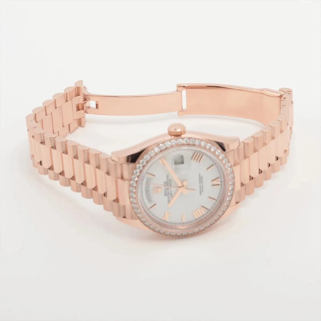 ROLEX DATE PG AT WHITE - 4