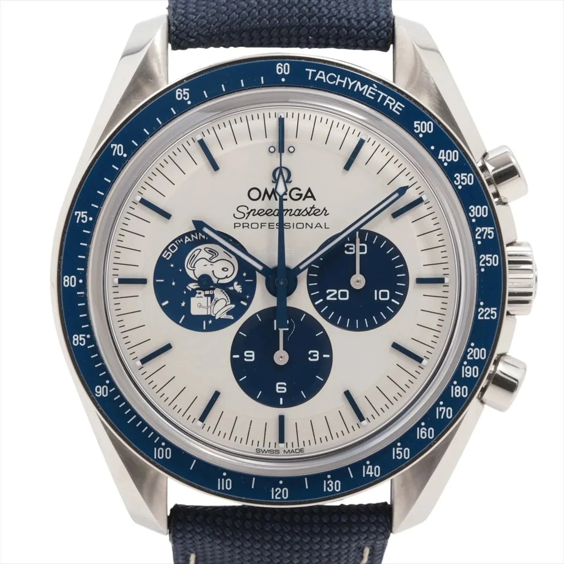 OMEGA SPEEDMASTER PROFESSIONAL CO-AXIAL MASTER CHRONOMETER SILVER: Omega Speedmaster Professional Co-Axial Master chronometer Silver Brand: Omega Type/Style: Wristwatch Material: SS & Nylon Color: Dial Color Silver Size: Case:W1.6 x H1.6inch / W42 x H42