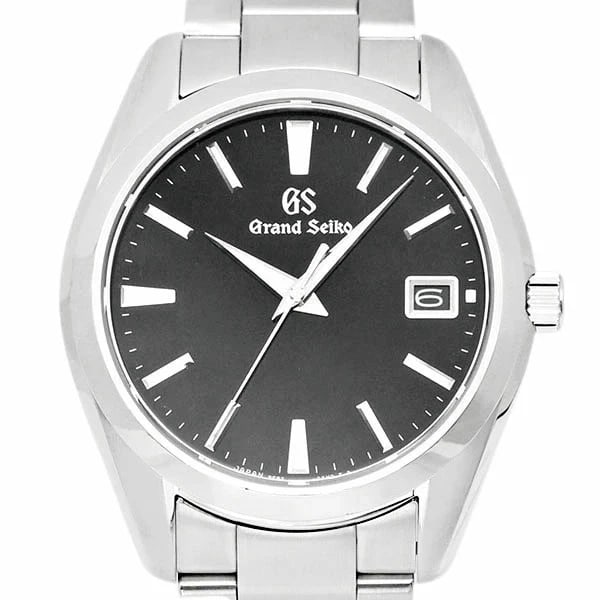 SEIKO WATCH HERITAGE COLLECTION BLACK QUARTZ: SEIKO WATCH HERITAGE COLLECTION BLACK QUARTZ Brand: SEIKO Type/Style: Wristwatch Material: SS Color: Dial Color BLACK Size: Case size: 40mm Wrist size: Approx. 17cm Accessories: None Accessories