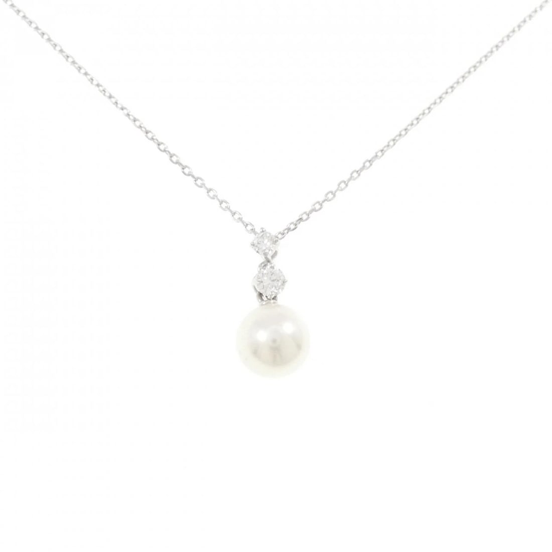 MIKIMOTO AKOYA PEARL NECKLACE: Mikimoto Akoya Pearl Necklace Brand: MIKIMOTO Type/Style: Mikimoto Necklace Material: K18 white gold, Main Stone Secondary Stone Natural Color: white gold Size: 43cm Pendant length approx. x width
