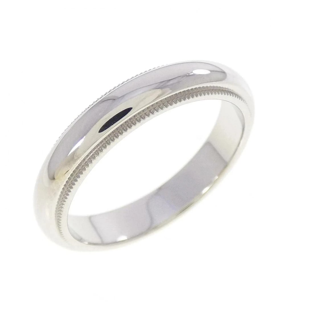 TIFFANY PLATINUM 950 MILGRAIN RING: Tiffany Platinum 950 Milgrain Ring Brand: Tiffany & Co. Type/Style: Ring Material: Platinum 950, Color: Platinum Size: US 7.5 Accessories: None Accessories Notice: When purchasing pre-owne