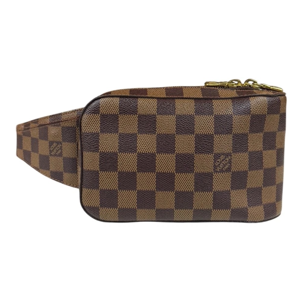 LOUIS VUITTON BODY BAG DAMIER CANVAS DAMIER: LOUIS VUITTON body bag Damier canvas Damier Brand: LOUIS VUITTON Type/Style: Sling Bag Material: Exterior Material Damier canvas Color: Exterior color Brown Size: W7.5 x H4.3 x D2.4inch Accessorie