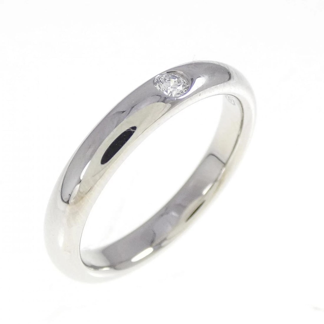 HARRY WINSTON ROUND WEDDING RING: Harry Winston Round Wedding Ring Brand: HARRY WINSTON Type/Style: Harry Winston Ring Material: Platinum950, Main Stone Natural Color: Silver Size: US4 3/4 Accessories: None Accessories Notice: When