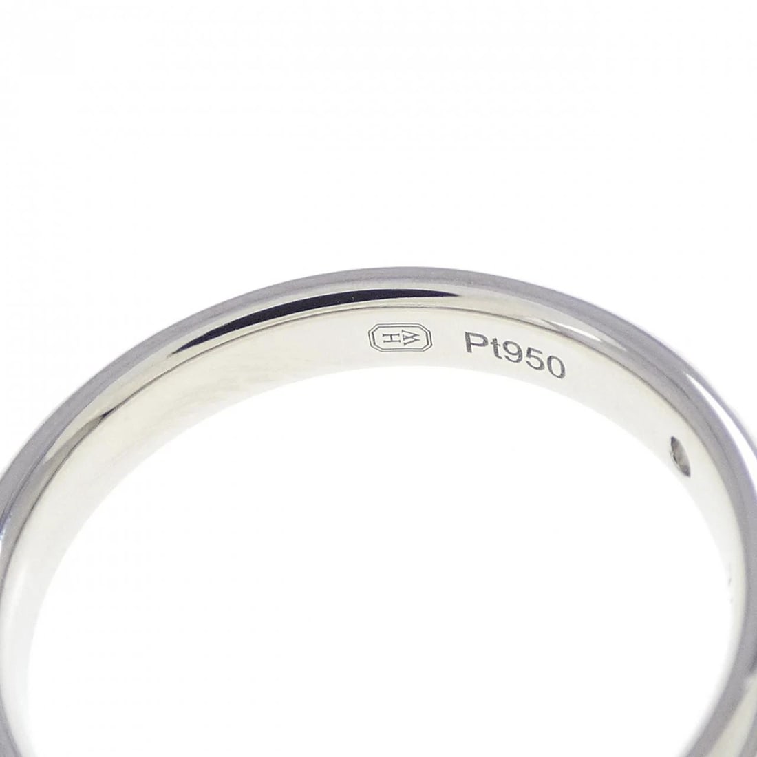HARRY WINSTON ROUND WEDDING RING - 4