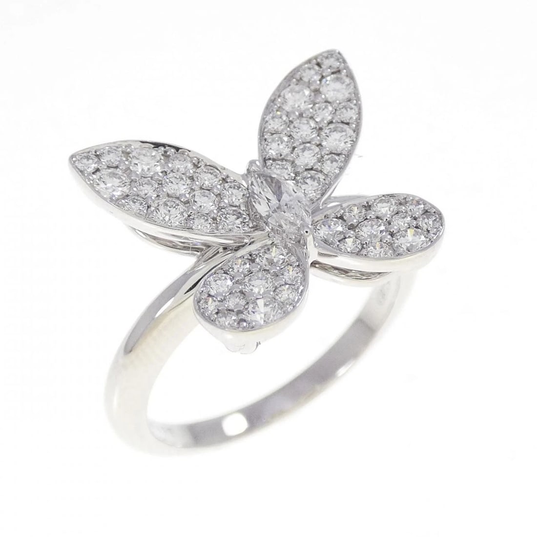 GRAFF PAVE BUTTERFLY SILHOUETTE RING: Graff Pave Butterfly Silhouette Ring Brand: GRAFF Type/Style: Graph Ring Material: 750 white gold, Main Stone Natural Color: white gold Size: US4 1/4 Accessories: None Accessories Notice: When