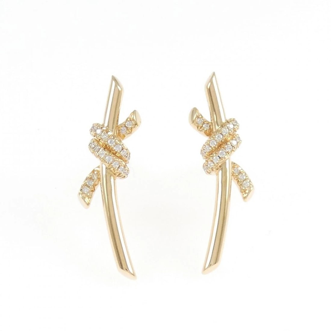 TIFFANY & CO. KNOT PIERCE: TIFFANY & Co. Knot Pierce Brand: TIFFANY&Co. Type/Style: TIFFANY&Co. Pierce/Earring Material: 750 Pink Gold, Main Stone Natural Color: Pink Gold Size: Actual Size Approximate dimensions (height x