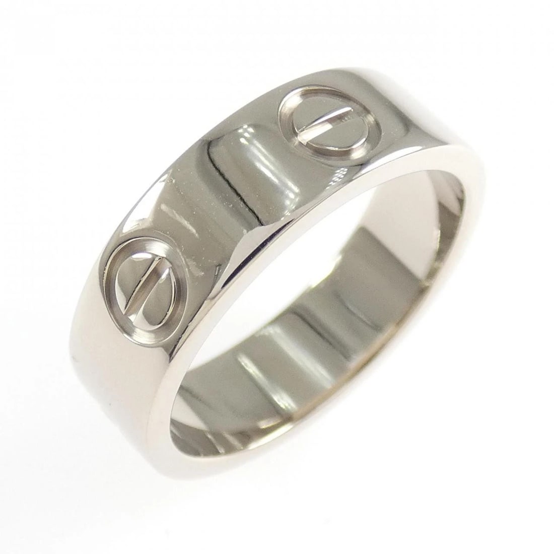 CARTIER LOVE RING: Cartier Love Ring Brand: CARTIER Type/Style: Cartier Ring Material: 750 white gold, Color: white gold Size: US6(52) Accessories: None Accessories Notice: When purchasing pre-owned goods, please refer