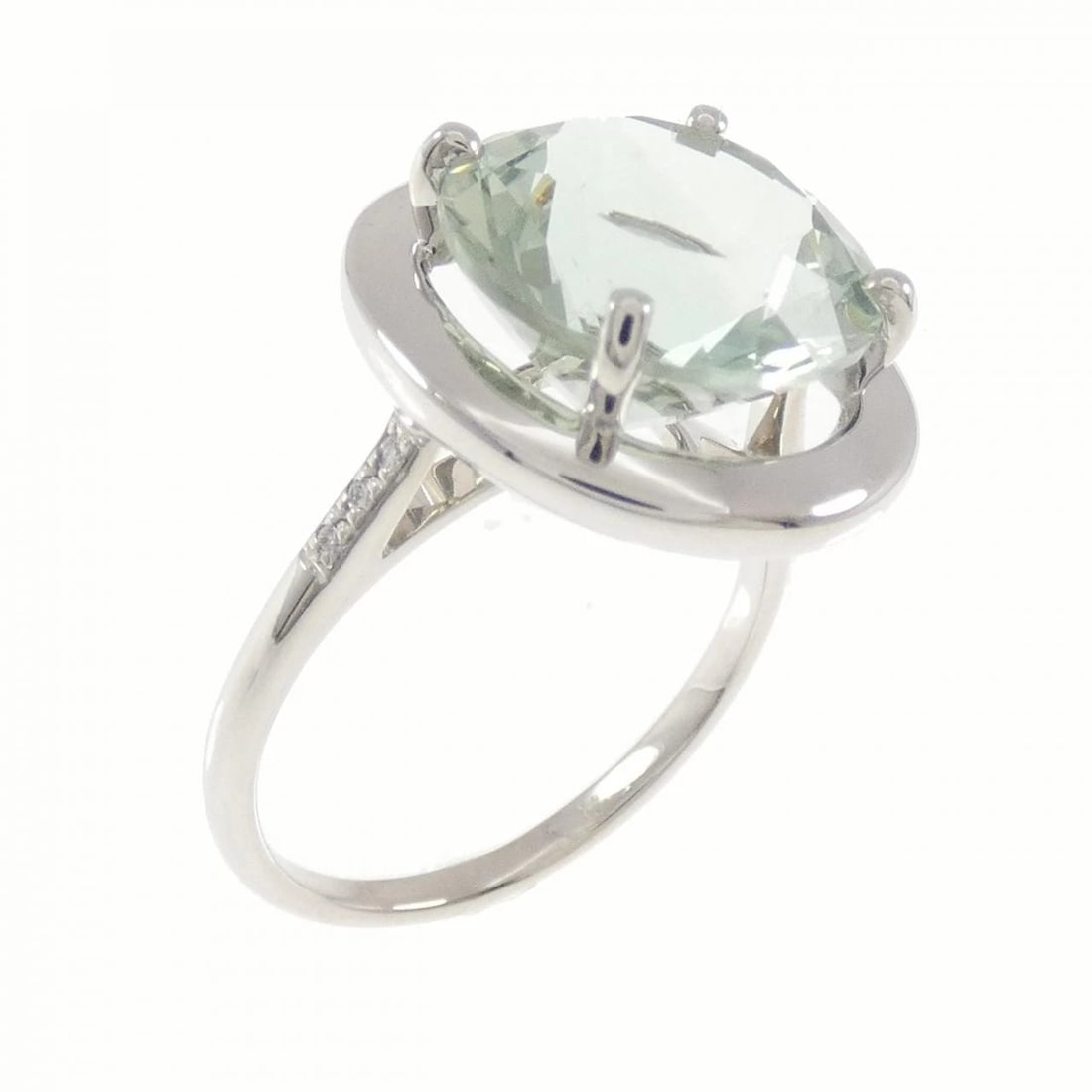 MAUBOUSSIN QUARTZ RING: Mauboussin Quartz Ring Brand: MAUBOUSSIN Type/Style: Mauboussin Ring Material: 750 white gold, Main Stone Quartz Color: white gold Size: US5 1/4 Accessories: None Accessories Notice: When purchasing
