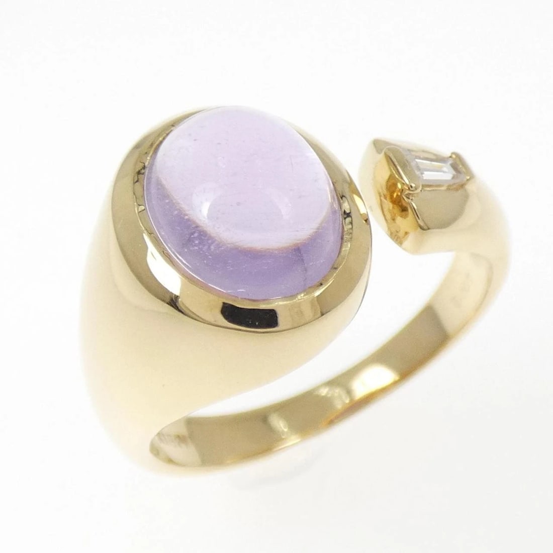 PONTE VECCHIO AMETHYST RING: Ponte Vecchio Amethyst Ring Brand: Ponte Vecchio Type/Style: Ponte Vecchio Ring Material: K18 yellow gold, Main Stone Amethyst Color: yellow gold Size: US6 1/2(53) Accessories: None Accessories
