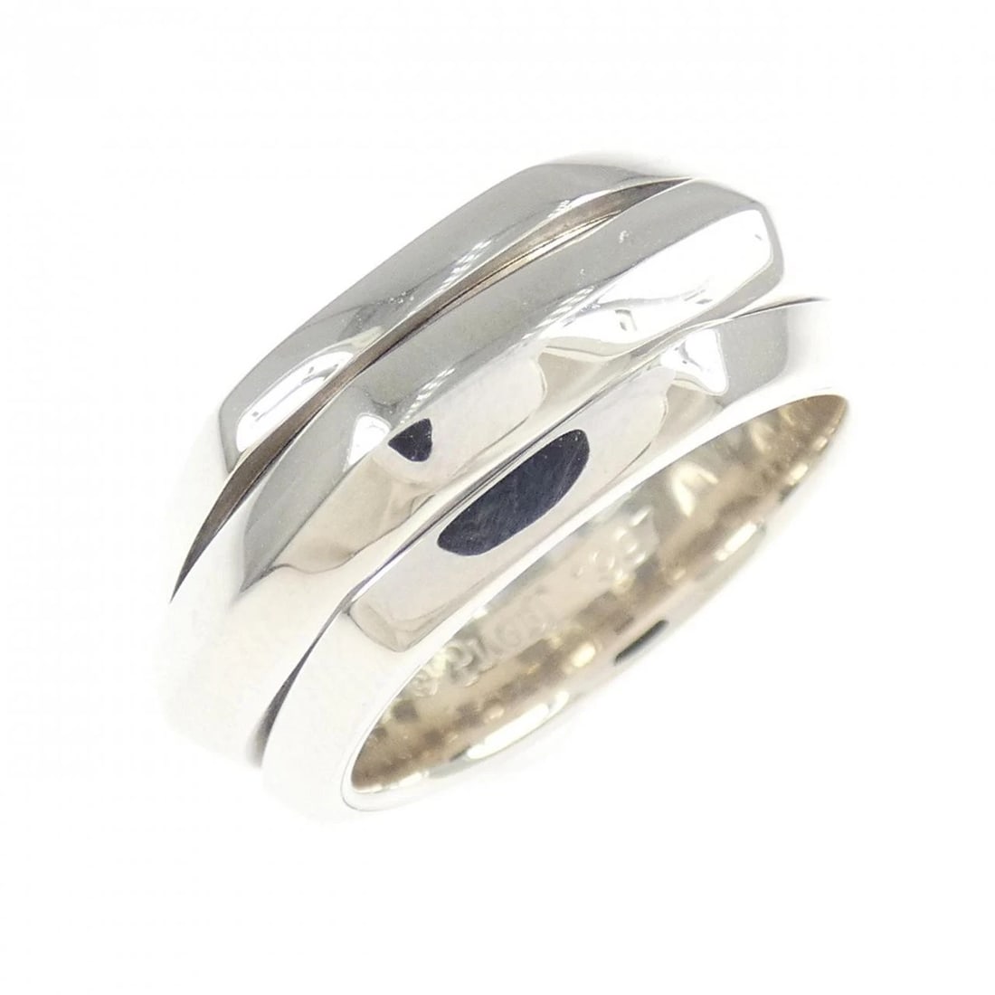 PIAGET POSSESSION RING: PIAGET Possession ring Brand: PIAGET Type/Style: PIAGET Ring Material: 750 white gold, Color: White Gold Size: US6 1/2(53) Accessories: None Accessories Notice: When purchasing pre-owned goods,
