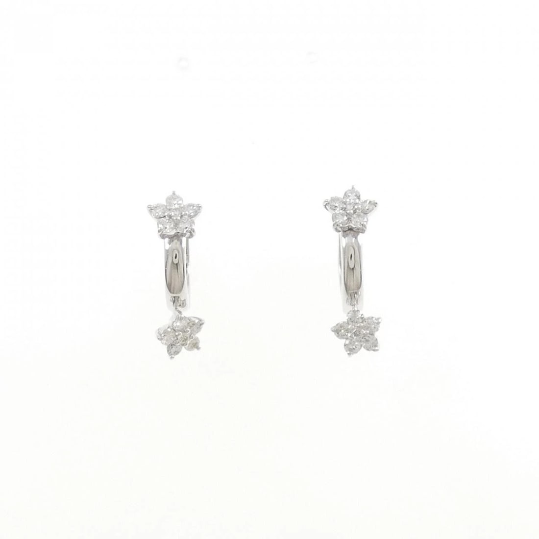 PONTE VECCHIO DIAMOND EARRINGS: Ponte Vecchio Diamond Earrings Brand: Ponte Vecchio Type/Style: Ponte Vecchio Pierce/Earring Material: K18 white gold, Main Stone Natural Color: White Gold Size: Actual Size Approx. height x width:
