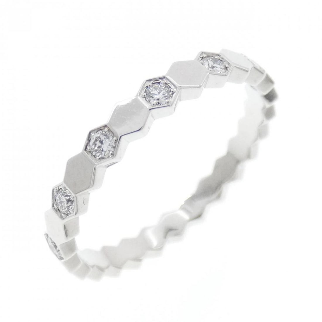 CHAUMET BE MY LOVE RING: Chaumet Be My Love Ring Brand: Chaumet Type/Style: Chaumet Ring Material: 750 white gold, Main Stone Natural Color: White Gold Size: US5(49) Accessories: None Accessories Notice: When purchasing