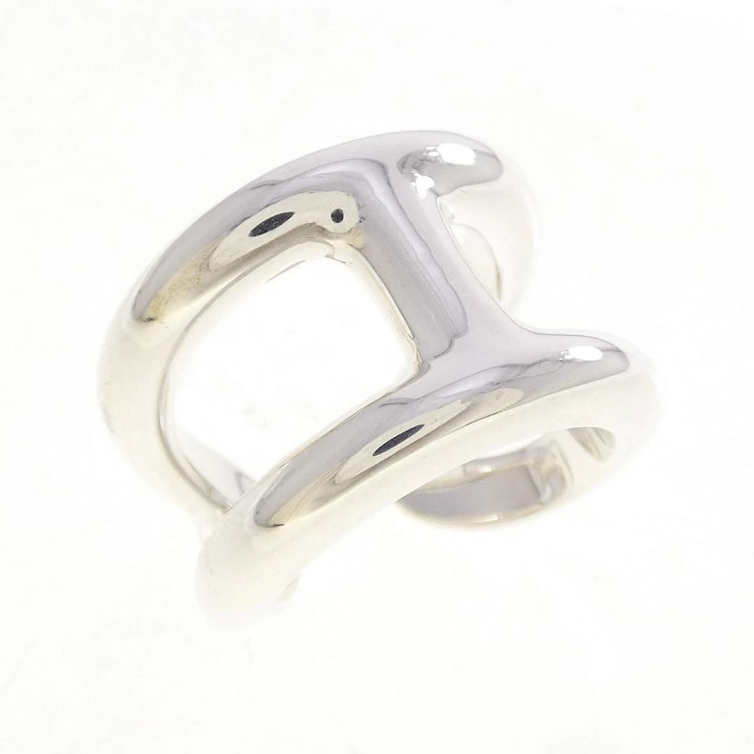HERMES OSMOS LARGE RING: Hermes Osmos Large Ring Brand: HERMES Type/Style: Hermes Ring Material: 925Silver, Color: Silver Size: US7(54) Accessories: None Accessories Notice: When purchasing pre-owned goods, please refer to