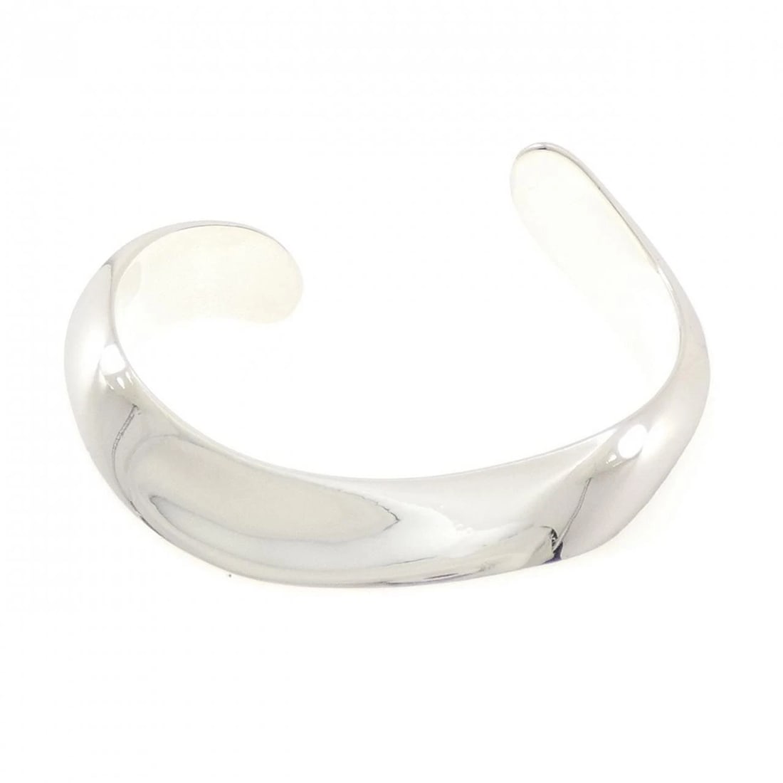 TIFFANY & CO. 925 BANGLE: TIFFANY & Co. 925 Bangle Brand: TIFFANY&Co. Type/Style: TIFFANY & Co. Bracelet Material: 925Silver, Color: Silver Size: 15.5cmActual Size Max width approx: 13.8mm Accessories: None Accessories