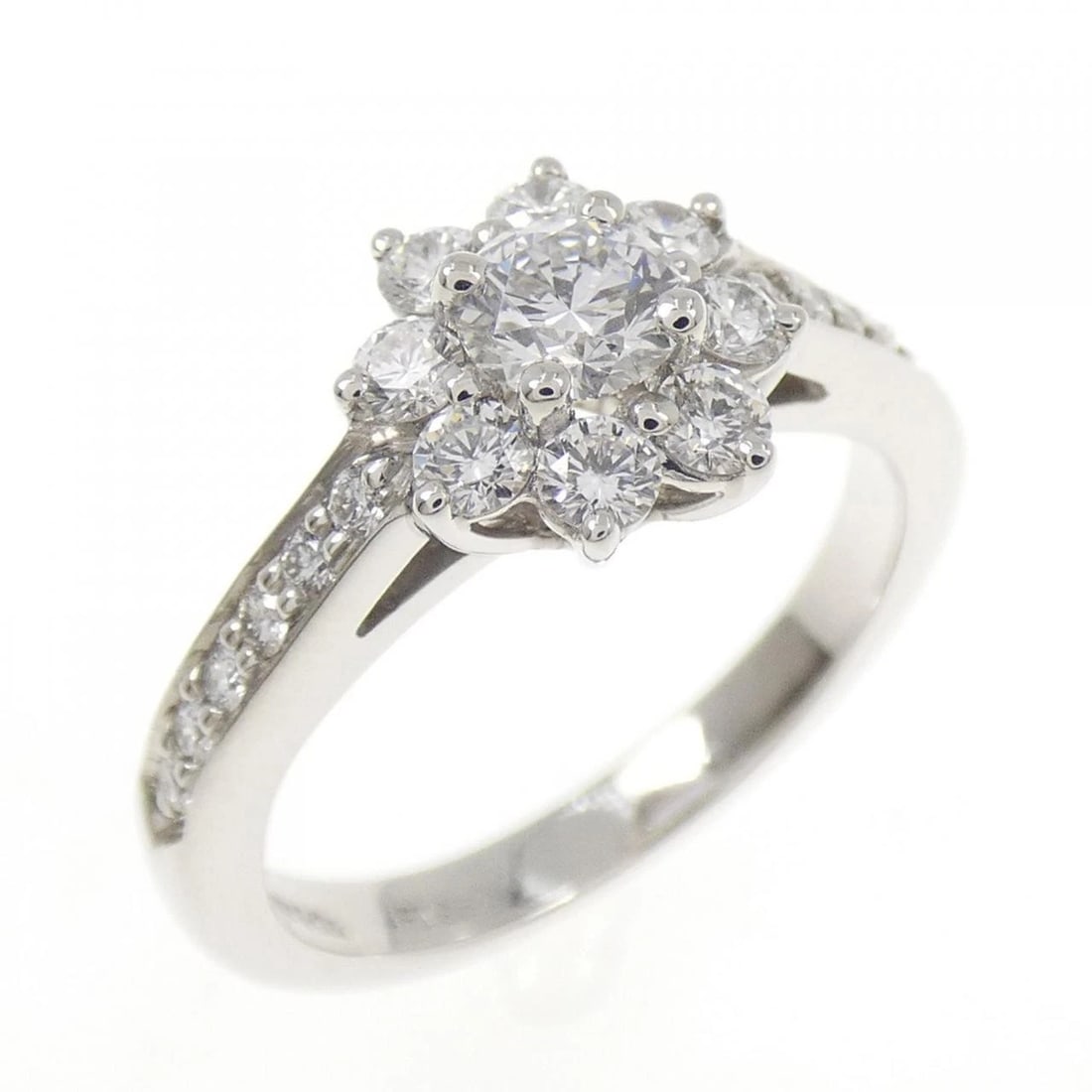 TIFFANY & CO. FLORA RING: TIFFANY & Co. Flora Ring Brand: TIFFANY&Co. Type/Style: TIFFANY & Co. Ring Material: Platinum950, Main Stone Natural Color: Silver Size: US4 1/2 Accessories: None Accessories Notice: When purchasing