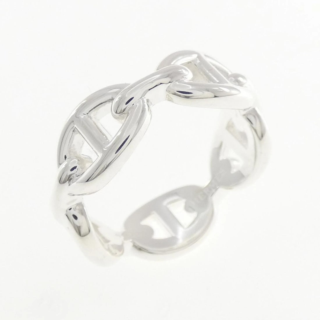 HERMES CHAINE D'ANCRE ENCHAINE RING: Hermes Chaine d'Ancre Enchaine Ring Brand: HERMES Type/Style: Hermes Ring Material: 925Silver, Color: Silver Size: US7(54) Accessories: None Accessories Notice: When purchasing pre-owned goods,