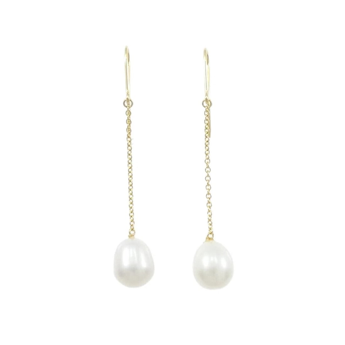 TIFFANY & CO. PEARL BY THE YARD CHAIN PIERCE: TIFFANY & Co. Pearl by the Yard Chain Pierce Brand: TIFFANY&Co. Type/Style: TIFFANY&Co. Pierce/Earring Material: 750 yellow gold, Main Stone Freshwater Pearl Color: yellow gold Size: Actual Size