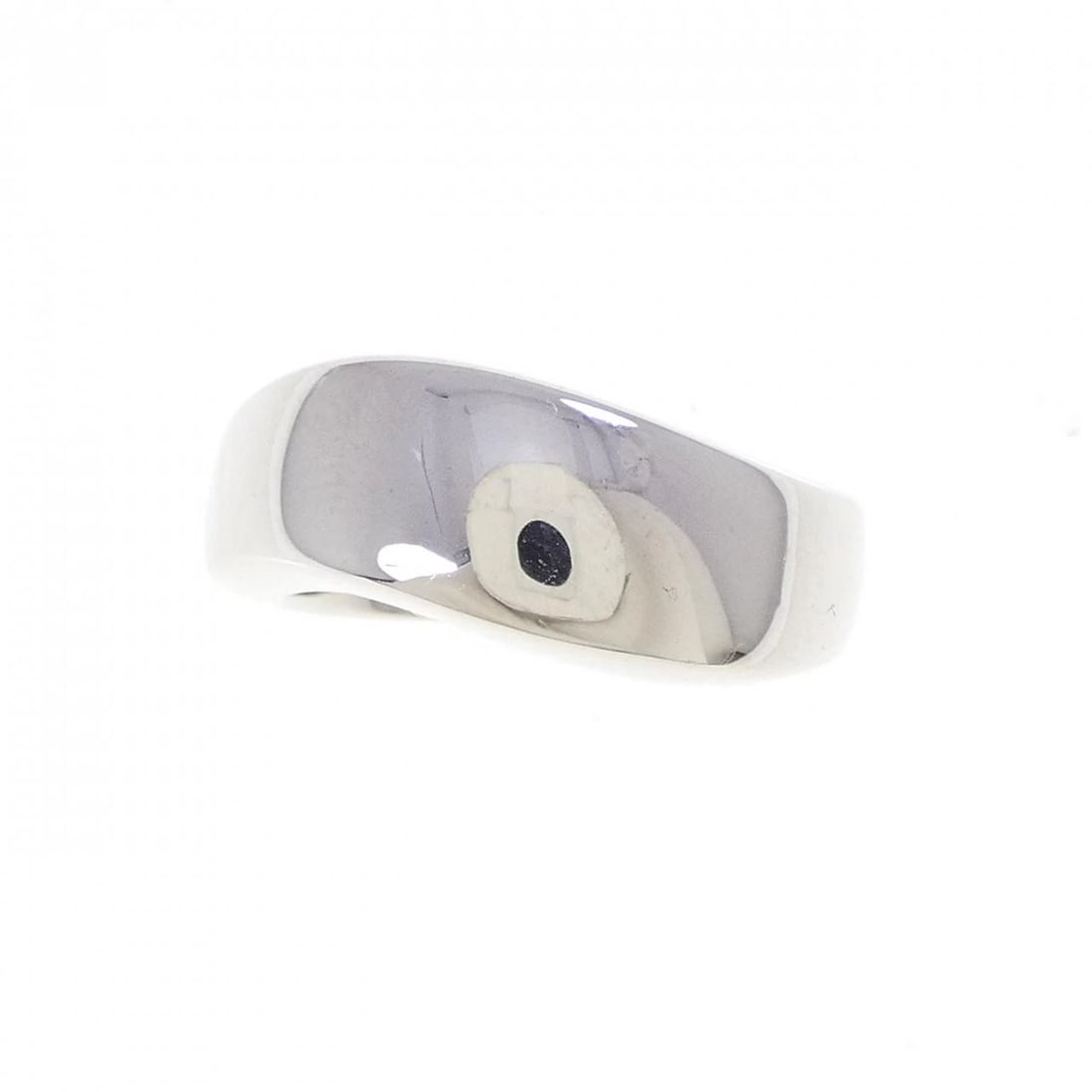 CHAUMET 750WG RING: Chaumet 750WG Ring Brand: Chaumet Type/Style: Chaumet Ring Material: 750 white gold, Color: White GOLD Size: US5 Accessories: None Accessories Notice: When purchasing pre-owned goods, please refer to