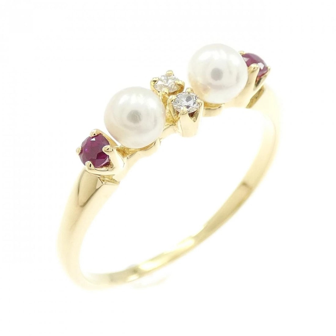 MIKIMOTO AKOYA PEARL RING: Mikimoto Akoya Pearl Ring Brand: MIKIMOTO Type/Style: Mikimoto Ring Material: K18 yellow gold, Main Stone Akoya Pearl Color: YELLOW GOLD Size: US6 1/4 Accessories: None Accessories Notice: When