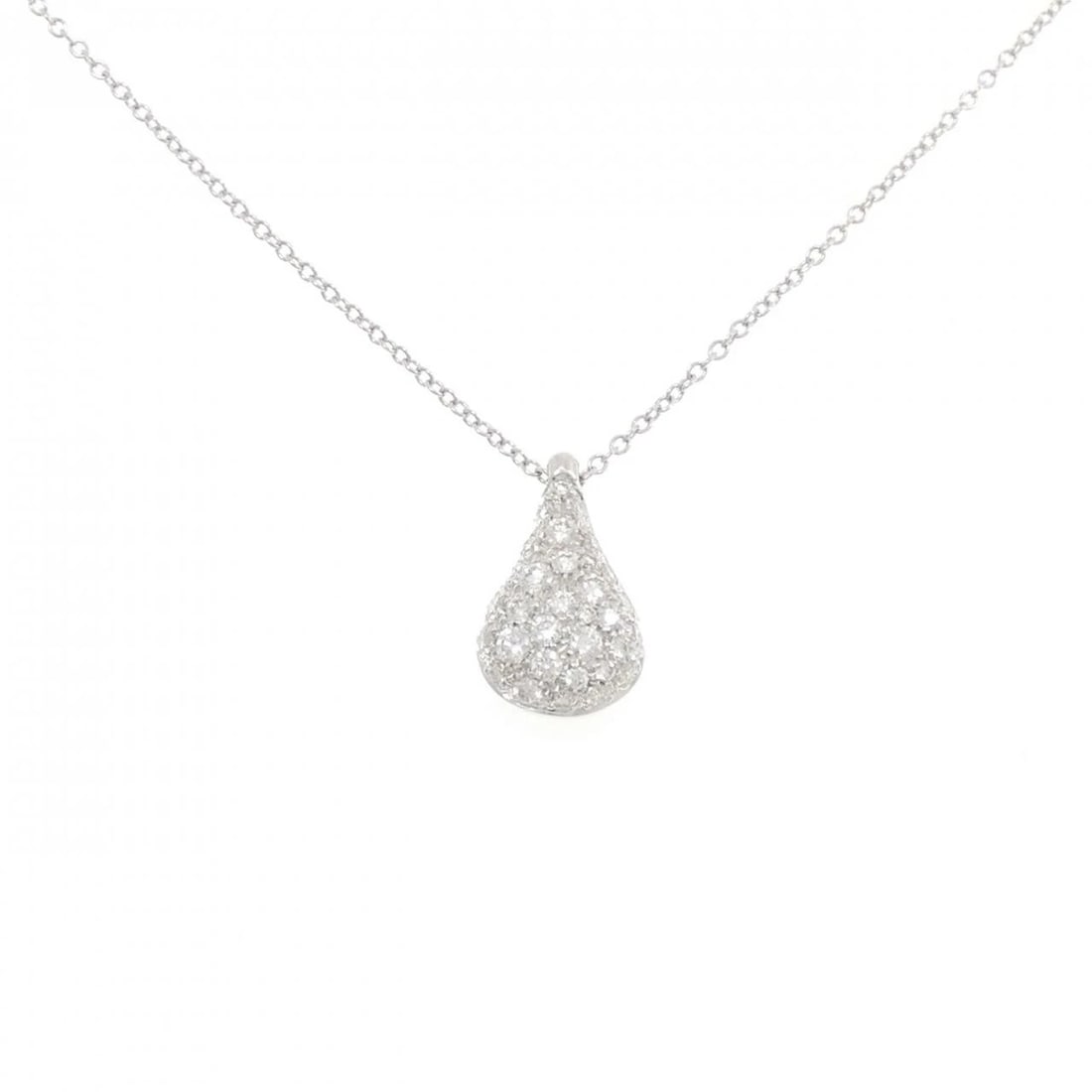 LUCA COLOURY DIAMOND NECKLACE: Luca Coloury Diamond Necklace Brand: Luca Carati Type/Style: Luca Colori Necklace Material: 750 white gold, Main Stone Natural Color: White gold Size: Length39?42cmActual Size Pendant length approx.