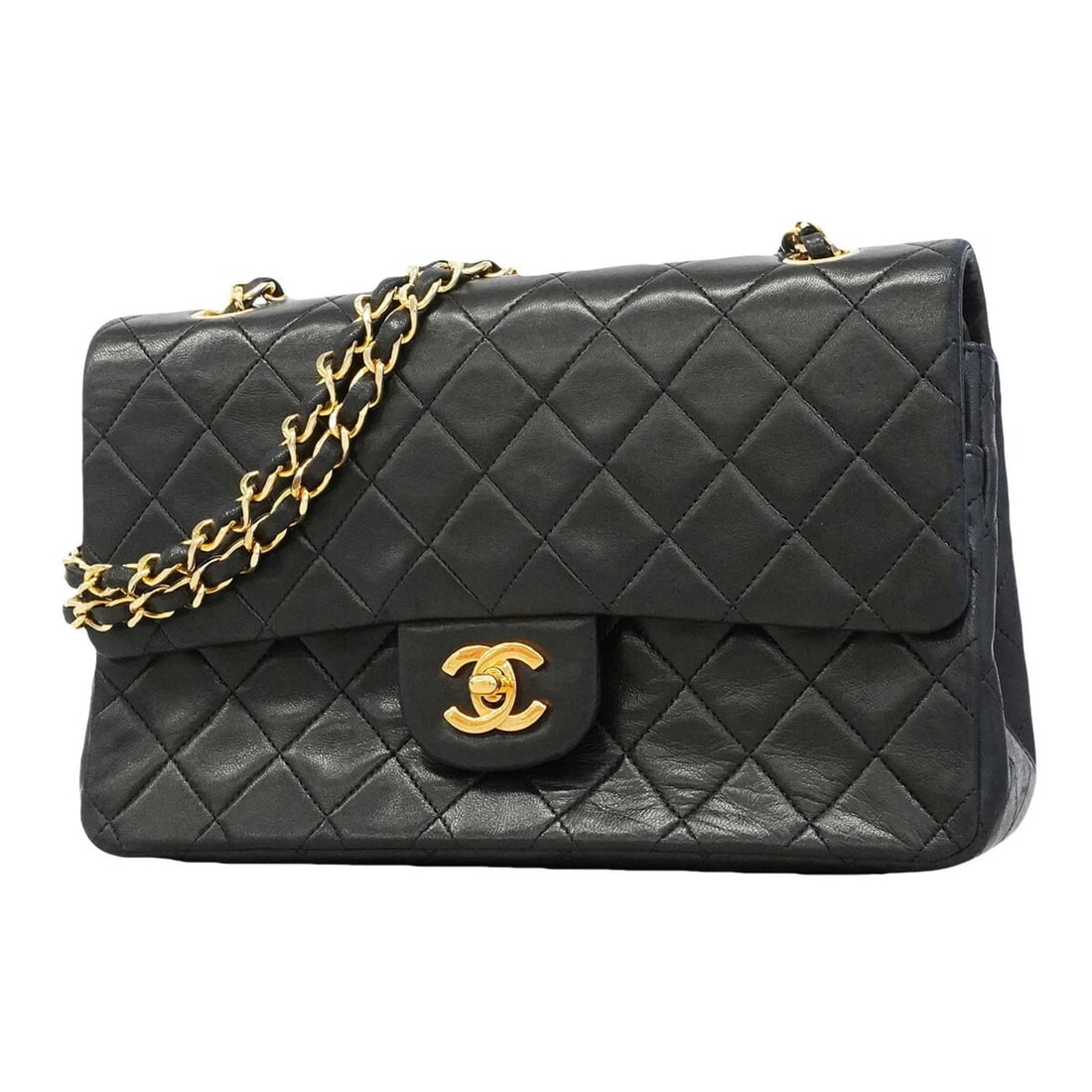 CHANEL MATELASSE SHOULDER BAG LAMBSKIN, BLACK: Chanel Matelasse Shoulder Bag Lambskin, Black Brand: Chanel Type/Style: Shoulder bag Material: Leather Color: Black Size: (HxWxD) 16cm x 25.5cm x 6.5cm / 6.29inch x 10.03inch x 2.55inch Accessories: