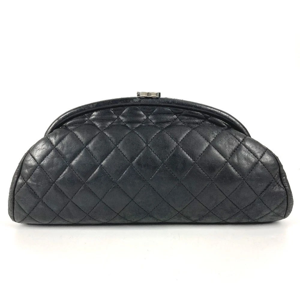 CHANEL MARK KISSLOCK QUILTED POUCH LOGO CLUTCH BAG: CHANEL Mark Kisslock Quilted pouch logo Clutch bag Brand: CHANEL Type/Style: Clutch bag Material: Leather Color: BlackxSilverHardware Size: W10.2xH5.9xD1.4inch / W26cmxH15cmxD3.5cm Accessories: No