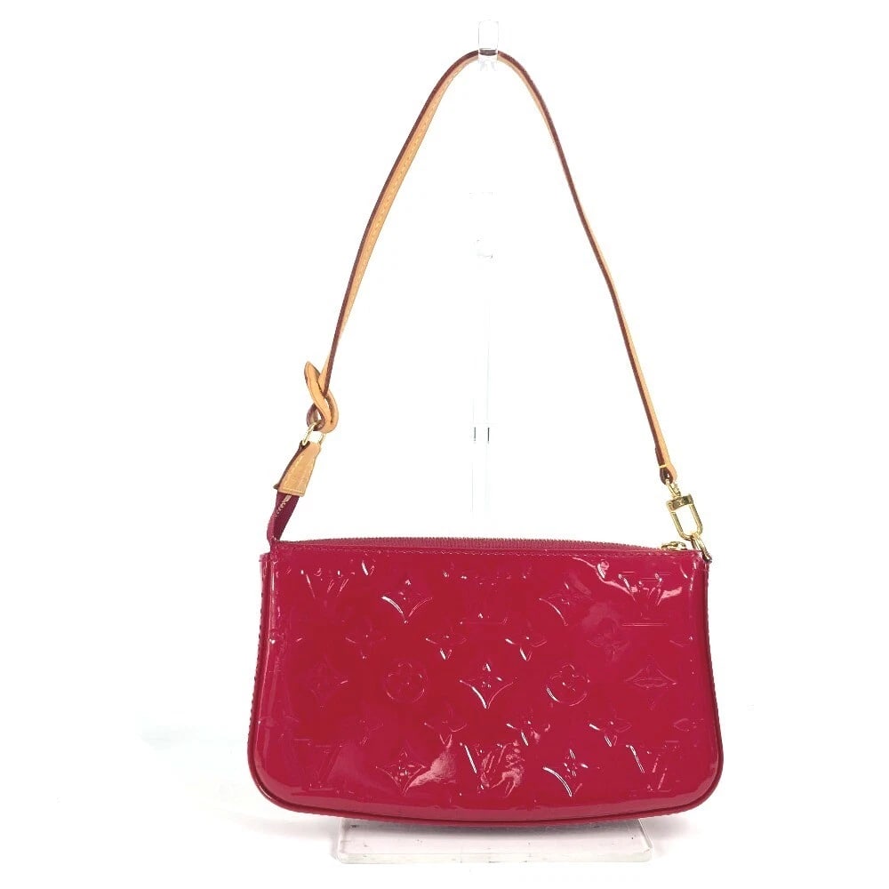 LOUIS VUITTON POCHETTE ACCESSOIRES 2WAY HAND BAG: LOUIS VUITTON Pochette Accessoires 2WAY Hand Bag Brand: Louis Vuitton Type/Style: Shoulder Bag Material: MonogramVernis Color: Rose Andian / pink Size: W8.5xH5.3xD1.6inch / W21.5cmxH13.5cmxD4cm Ac