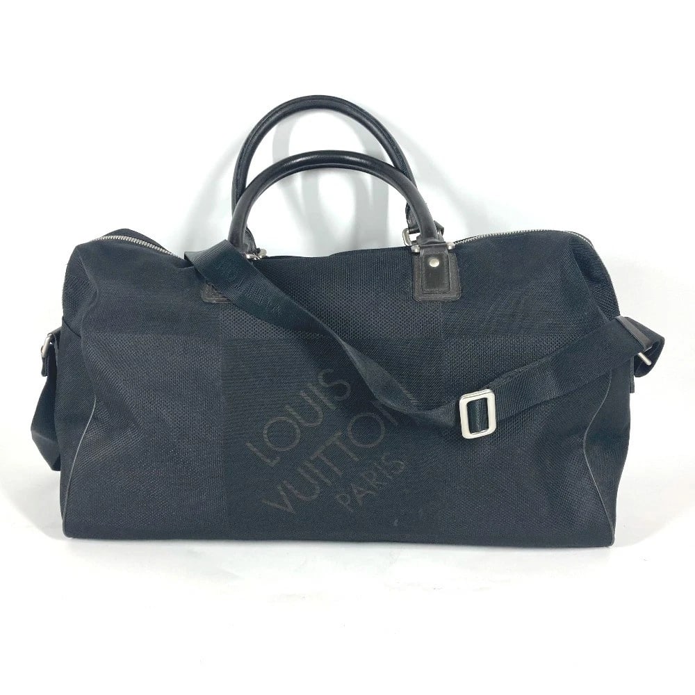 LOUIS VUITTON DAMIER GEANT ALBATROSS 2WAY SHOULDER BAG: LOUIS VUITTON Damier Geant Albatross 2WAY Shoulder Bag Brand: LOUIS VUITTON Type/Style: Duffle Bag Material: Damier GeantCanvas Color: Black Size: W19.7xH10.6xD6.9inch / W50cmxH27cmxD17.5cm Access