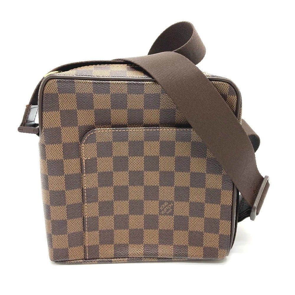 LOUIS VUITTON DAMIER OLAF PM POCHETTE SHOULDER BAG: LOUIS VUITTON Damier Olaf PM Pochette Shoulder Bag Brand: LOUIS VUITTON Type/Style: Shoulder Bag Material: Damier Canvas Color: Ebene / Brown Size: W7.9xH7.7xD2.8inch / W20cmxH19.5cmxD7cm Accessor