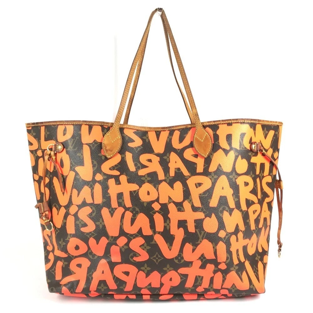 LOUIS VUITTON MONOGRAMGRAFFITI NEVERFULL GM SHOULDER BAG: LOUIS VUITTON MonogramGraffiti Neverfull GM Shoulder Bag Brand: Louis Vuitton Type/Style: Shoulder Bag Material: MonogramGraffitiCanvas Color: OrangexBrown Size: W15.6xH12.8xD7.1inch / W39.5cmxH32.5cm