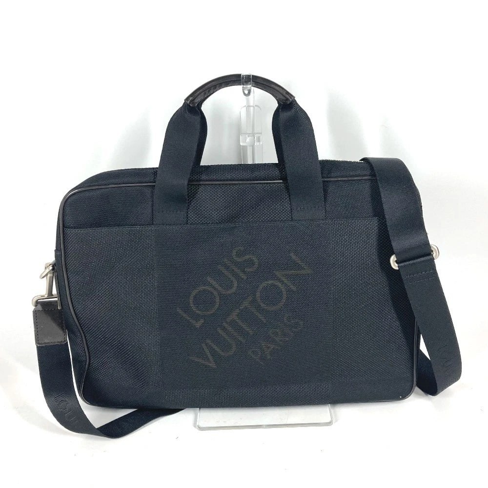 LOUIS VUITTON DAMIER GEANT ASSOCIE PM 2WAY TOTE BAG: LOUIS VUITTON Damier Geant Associe PM 2WAY Tote Bag Brand: LOUIS VUITTON Type/Style: Business bag Material: Damier GeantCanvas Color: Black Size: W15.2xH10.0xD2.4inch / W38.5cmxH25.5cmxD6cm