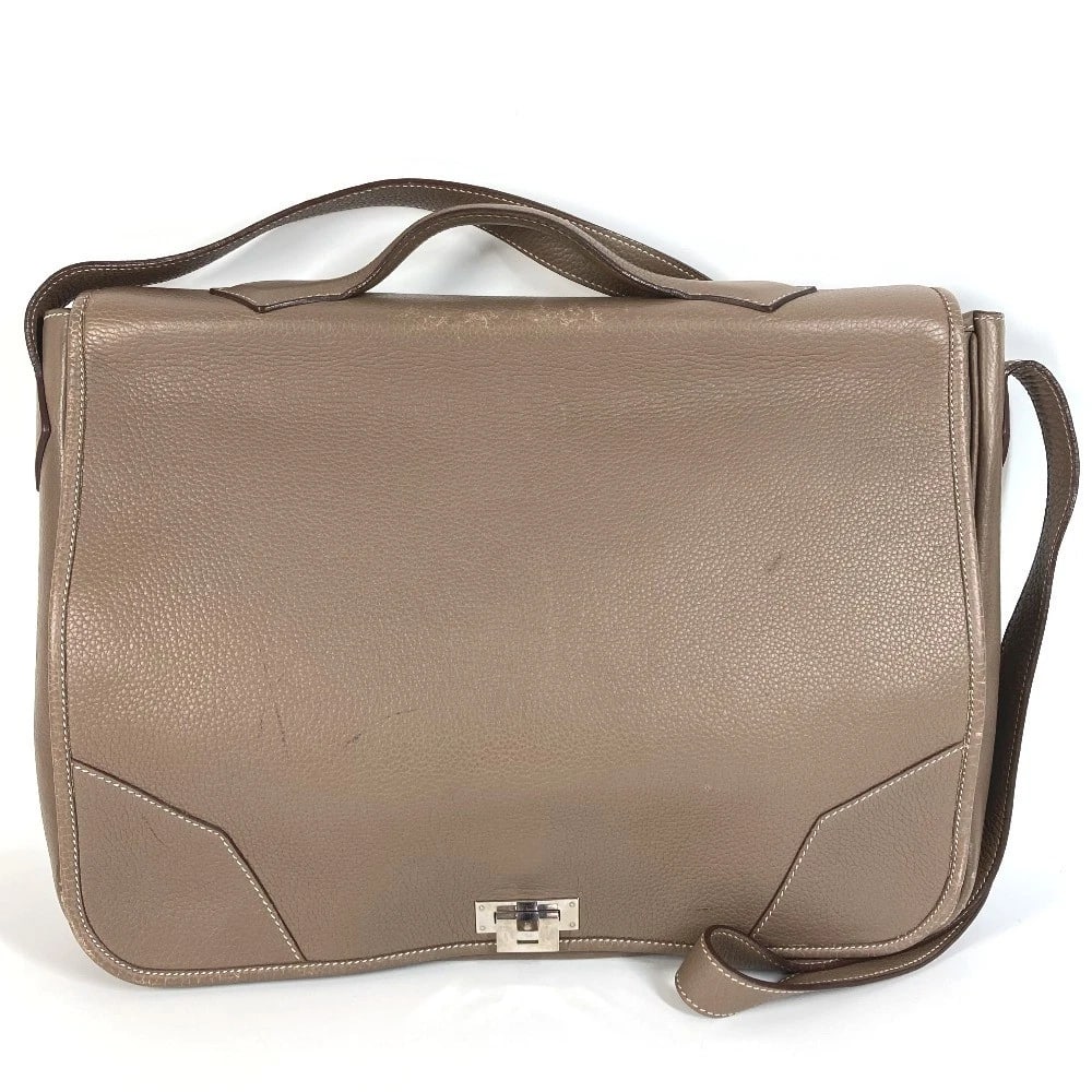 HERMES FLAP VICTORIA MESSENGER BAG 2WAY BAG SHOULDER BAG: HERMES flap Victoria Messenger Bag 2WAY Bag Shoulder Bag Brand: HERMES Type/Style: Hand Bag Material: Taurillon Clemence Color: grayxSilverHardware Size: W13.8xH10.4xD2.4inch / W35cmxH26.5cmxD6cm