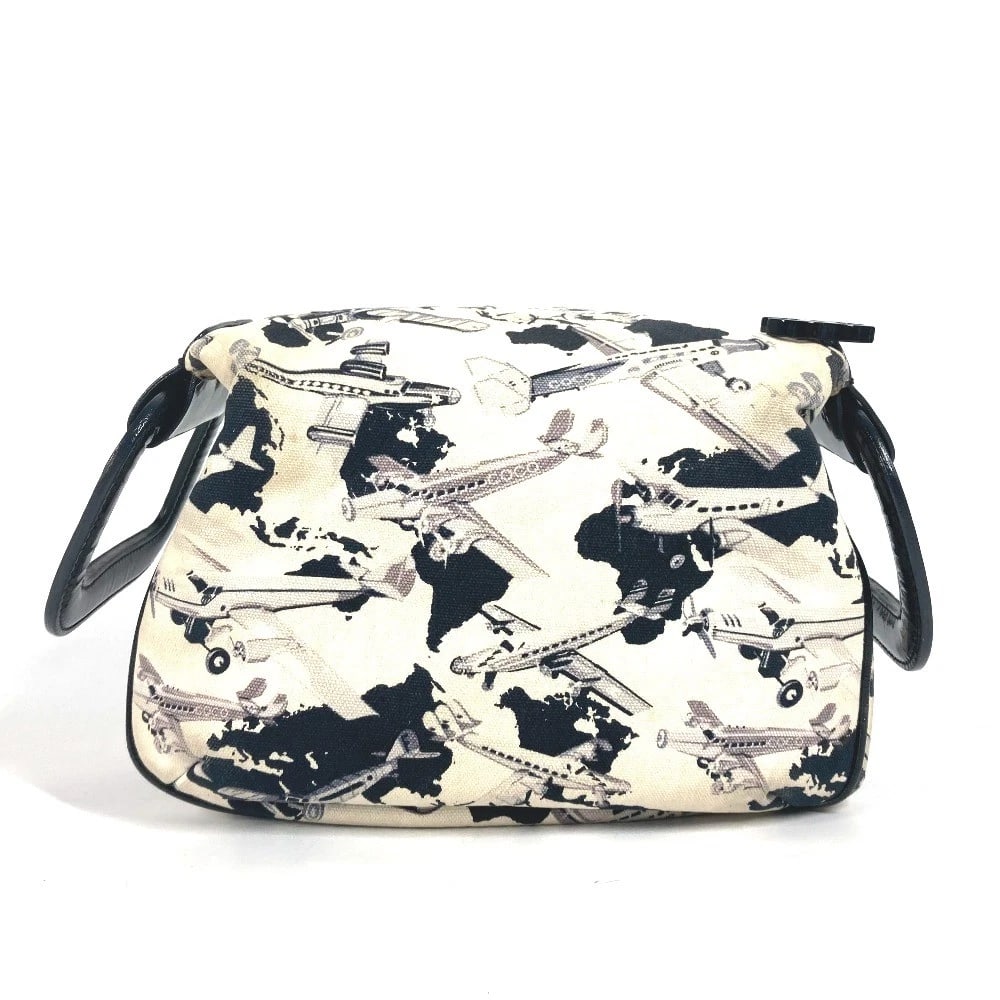 CHANEL PLANE AIRLINE BAG POUCH HAND BAG CANVAS: CHANEL plane Airline bag pouch Hand Bag Canvas Brand: CHANEL Type/Style: Hand Bag Material: Canvas / enamel Color: BlackxWhite Size: W9.8xH6.5xD4.3inch / W25cmxH16.5cmxD11cm Accessories: None