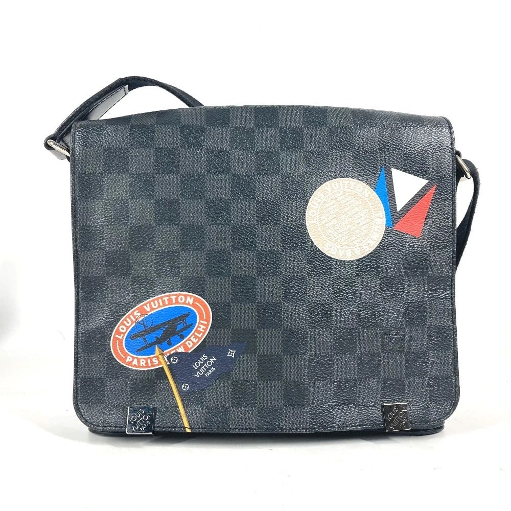 LOUIS VUITTON DAMIER GRAPHITE STICKERS DISTRICT PM CROSSBODY: LOUIS VUITTON Damier Graphite Stickers District PM Crossbody Brand: LOUIS VUITTON Type/Style: Shoulder Bag Material: DamierGraphiteCanvas Color: Black Size: W9.6xH8.5xD2.6inch /
