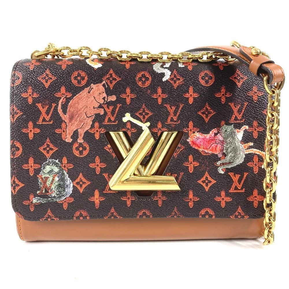 LOUIS VUITTON MONOGRAM CATGRAM MM CROSSBODY: LOUIS VUITTON Monogram Catgram MM Crossbody Brand: LOUIS VUITTON Type/Style: Shoulder Bag Material: MonogramCanvas Color: BrownxOrange Size: W8.8xH6.7xD3.5inch / W22.3cmxH17cmxD9cm Accessories: No