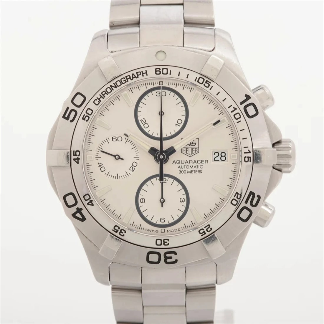 TAG HEUER AQUA RACER SS SILVER: TAG Heuer Aqua Racer SS Silver Brand: TAG Heuer Type/Style: Wristwatch Material: SS Color: Dial Color Silver Size: Case:W1.6 x H1.6inch / W41 x H41 Circumference of Wrist:7.1inch / 18 Accessories: